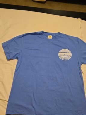 Mens Banana Bay Blue Graphic Print. Men’s T-Shirt. NWOT